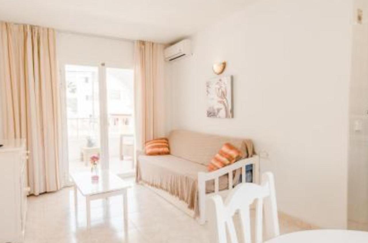 Apartamentos Torres Cardona กาลายองกา ภายนอก รูปภาพ