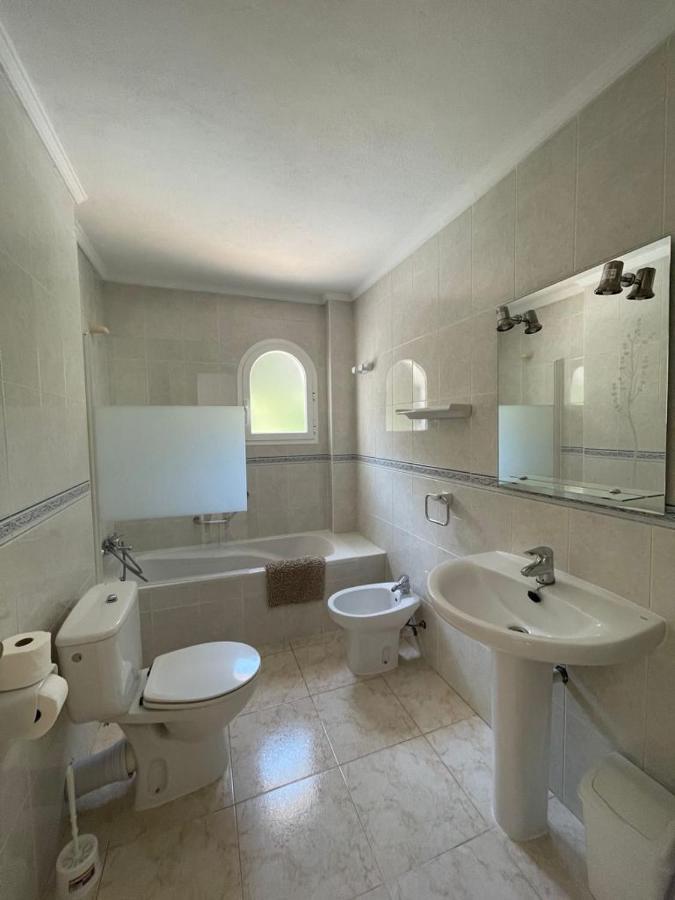 Apartamentos Torres Cardona กาลายองกา ภายนอก รูปภาพ