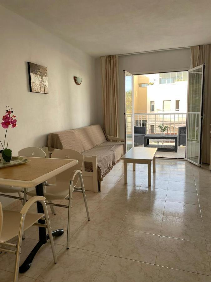 Apartamentos Torres Cardona กาลายองกา ภายนอก รูปภาพ