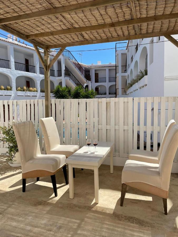 Apartamentos Torres Cardona กาลายองกา ภายนอก รูปภาพ